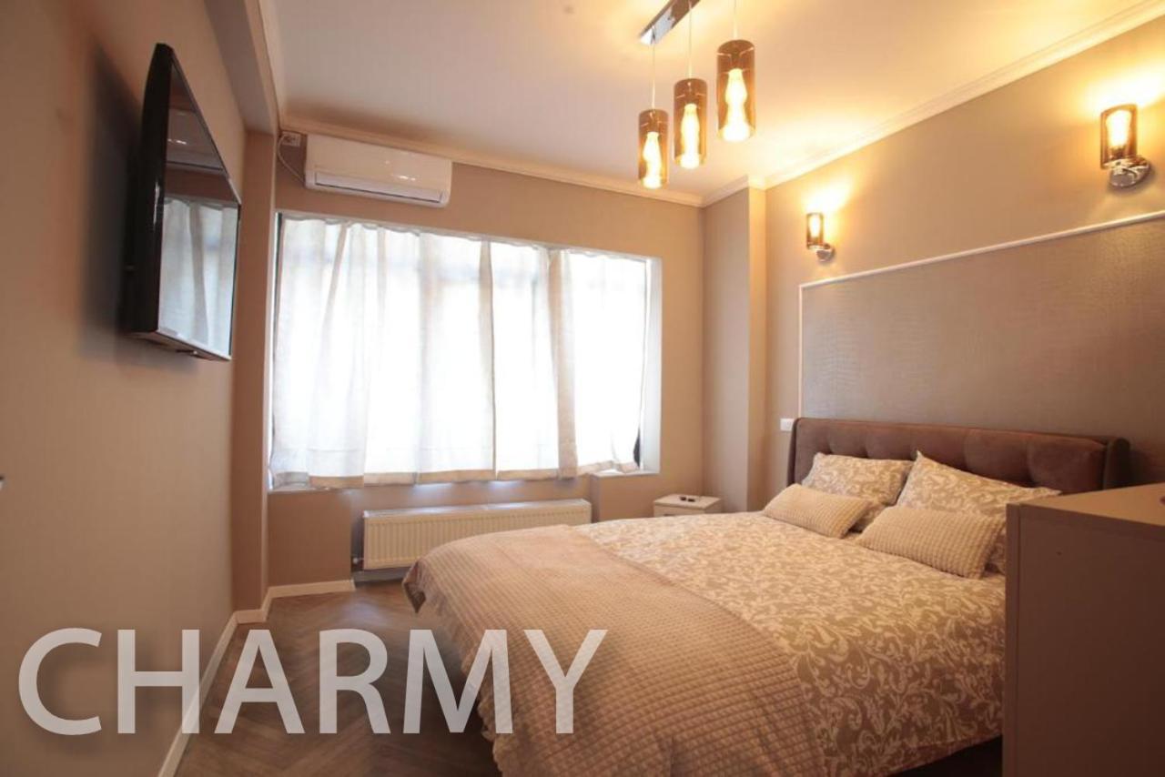 Live Bucharest Apartment Exterior photo