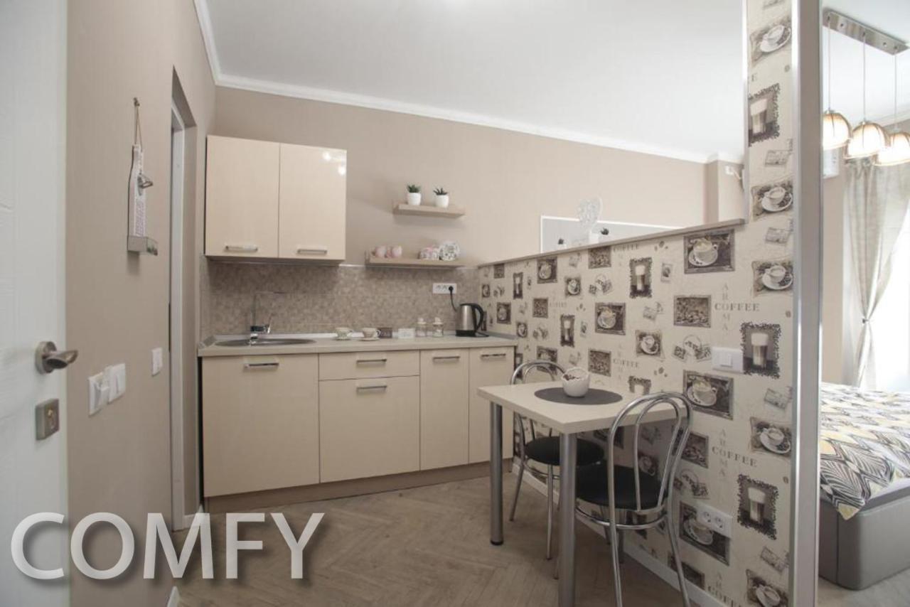 Live Bucharest Apartment Exterior photo