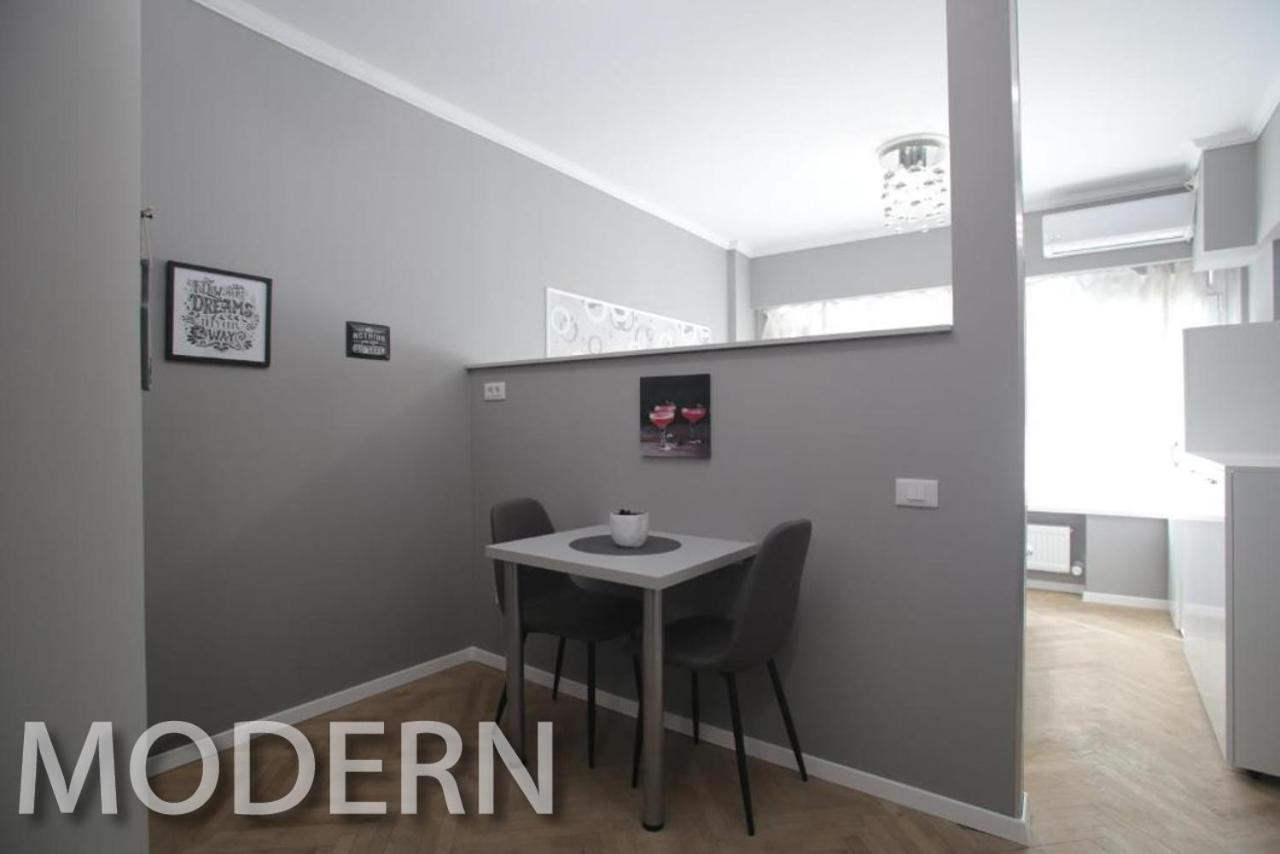 Live Bucharest Apartment Exterior photo